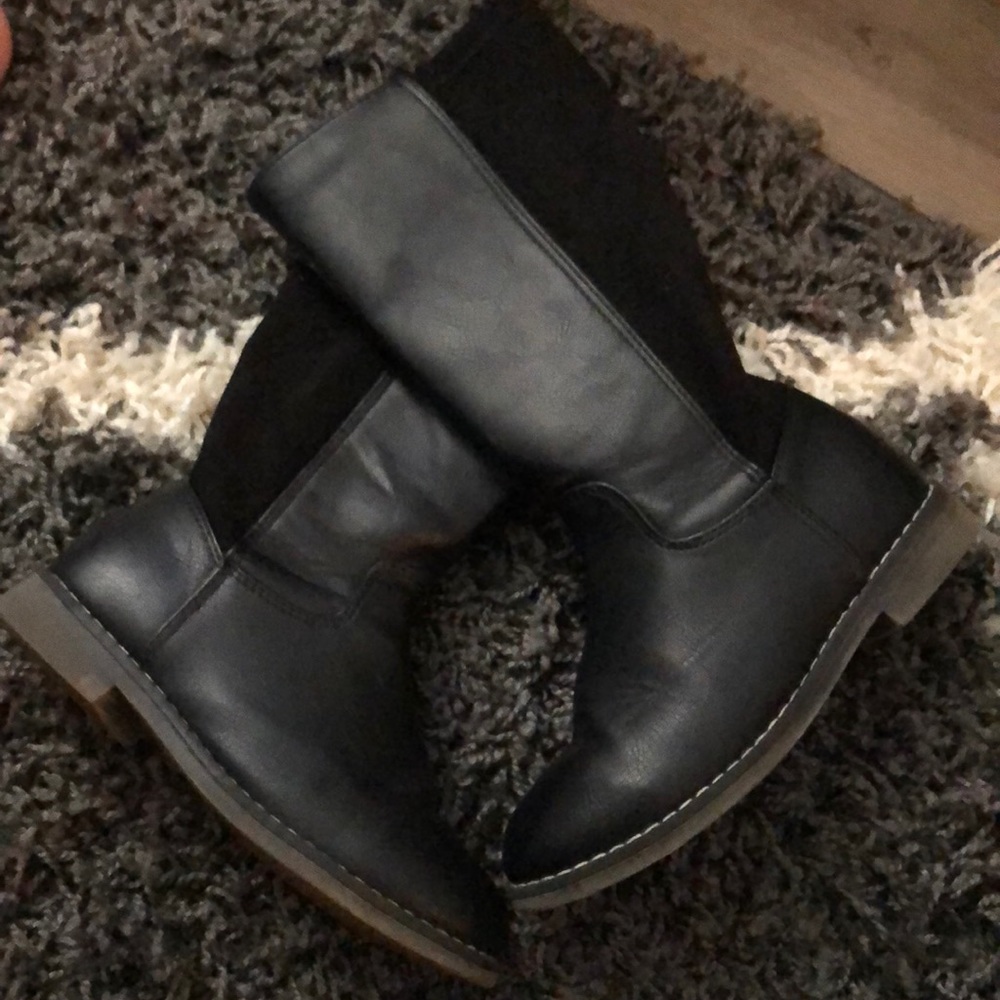 Girl boots